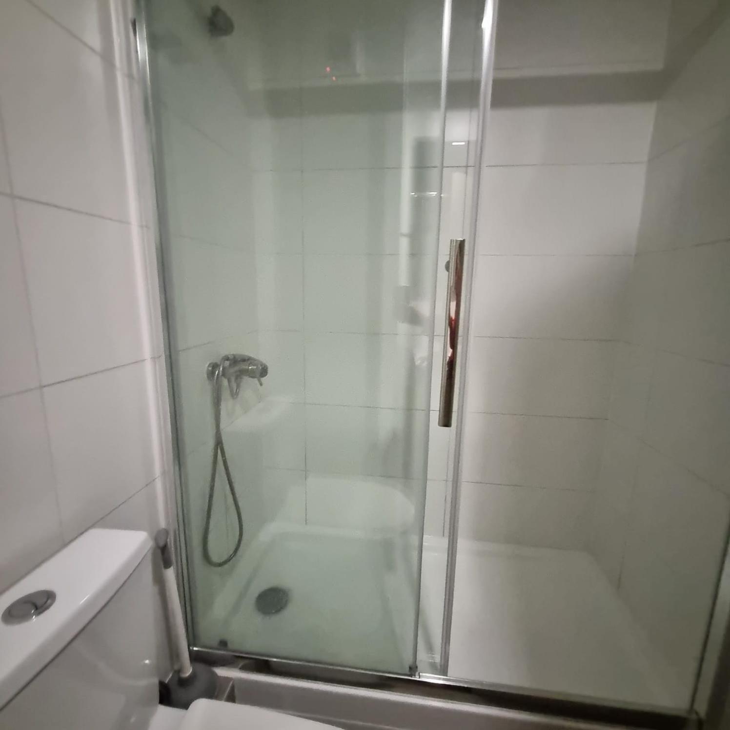 Cercano A Megavision Con Estacionamiento Apartamento Santiago